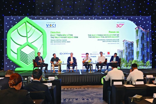 Động lực cho bất động sản “xoay chiều”