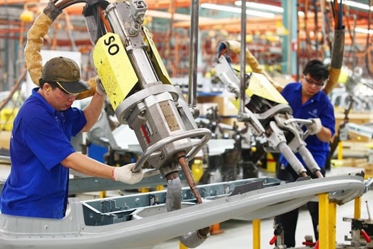 “Chìa khóa” tăng  năng suất lao động