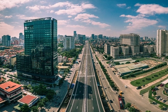 Hà Nội: Giá thuê văn phòng hạng A giảm nhẹ