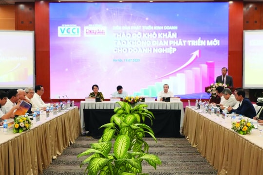 Cải cách thể chế tạo động lực cho doanh nghiệp phát triển