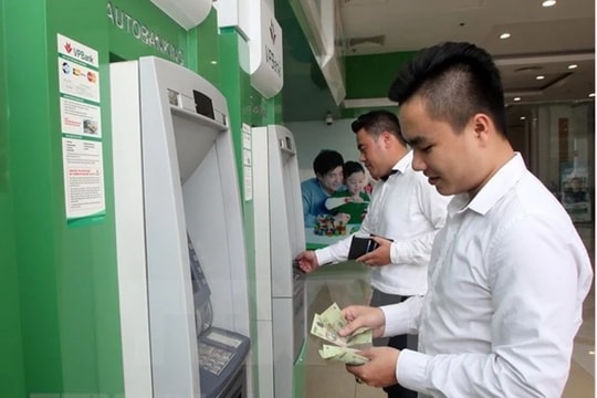 Chi trả lương qua tài khoản và giải pháp mở rộng thanh toán không dùng tiền mặt