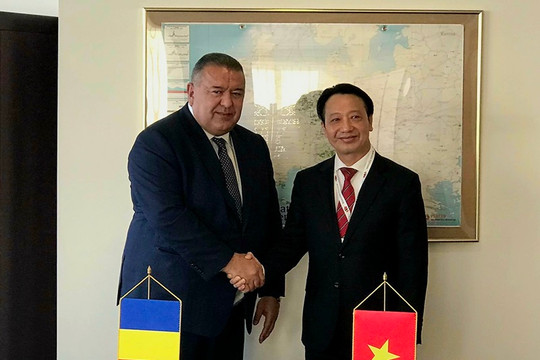 Thúc đẩy hỗ trợ doanh nghiệp Việt Nam - Romania tăng cường kết nối đầu tư