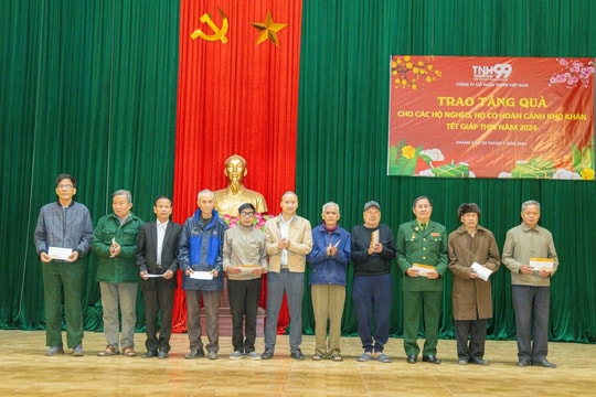 Chung tay mang Tết ấm đến với mọi nhà