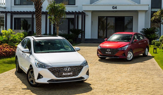 Sedan hạng B rầm rộ giảm giá, “cứu” doanh số