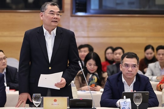 Cơ quan công an đang điều tra các vụ án điện lực, xăng dầu
