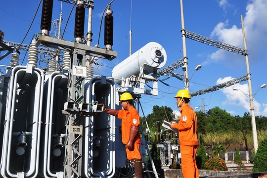 Năm 2024: Ngành điện sẽ tăng trưởng trên mức nền thấp năm 2023