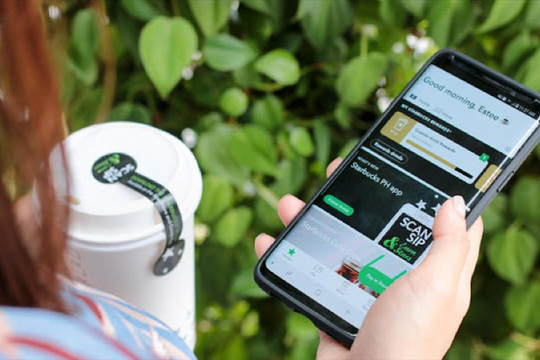 Cách kiếm tiền thú vị của Starbucks