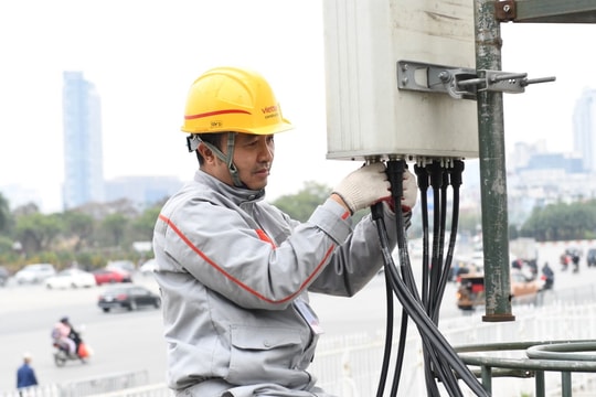 Nhà mạng di động ứng dụng AI giải quyết bài toán thuê bao dịch chuyển