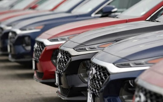 Một năm kinh tế khó khăn, đẩy ngành ô tô giật lùi 3 năm