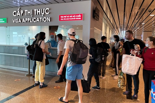 Tạo đột phá cho du lịch Việt từ chính sách visa