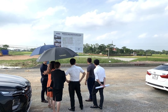 Nhà đầu tư quay lại thị trường địa ốc