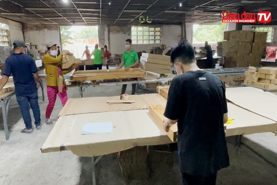 Cơ hội cho doanh nghiệp ngành gỗ, dệt may