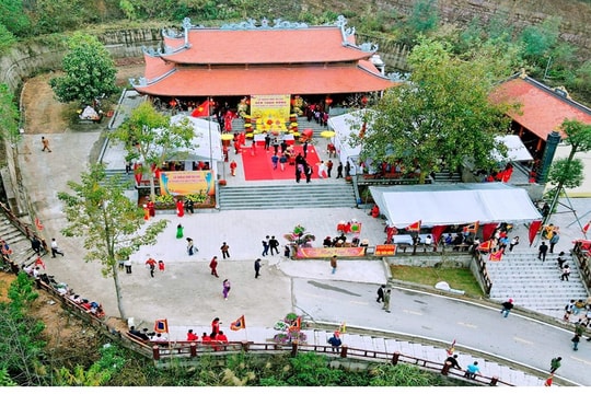 Huyện Lục Nam ( Bắc Giang): đẩy mạnh phát triển du lịch văn hóa tâm linh