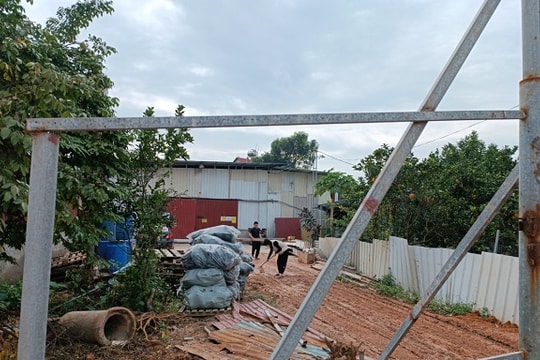 Ma trận nước giặt “siêu rẻ”: Bài 2 -  Bất ngờ “lò” sản xuất tại huyện Sóc Sơn (Hà Nội)