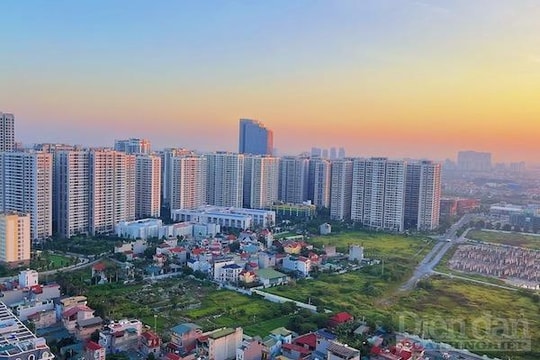 Ngân hàng cởi mở, doanh nghiệp địa ốc "dễ thở"