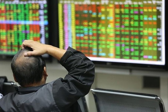 Sau phiên giao dịch thanh khoản tỷ đô, HoSE rơi vào nghẽn lệnh