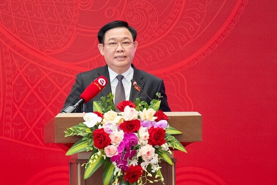 Chủ tịch Quốc hội Vương Đình Huệ: Tập trung, nỗ lực, quyết tâm triển khai luật