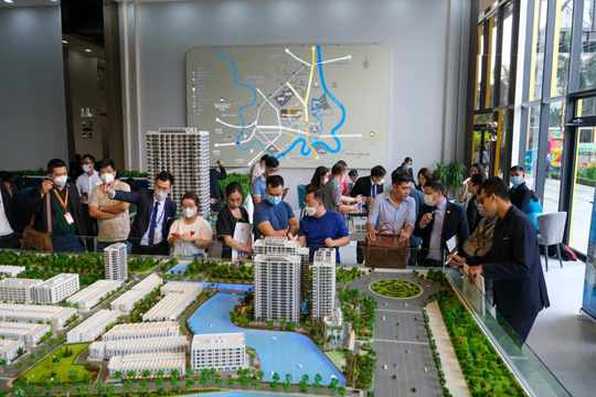 Giá nhà ngày càng đắt đỏ