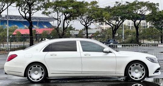 Mercedes-Maybach cũ rao bán giá rẻ, lo đủ tiền “nuôi” xe mới khổ