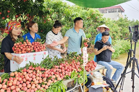 Doanh nghiệp cần thích ứng ra sao khi tâm lý tiêu dùng thay đổi?