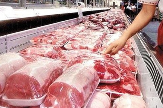 Nguy cơ Việt Nam là nước “siêu nhập khẩu” sản phẩm chăn nuôi?