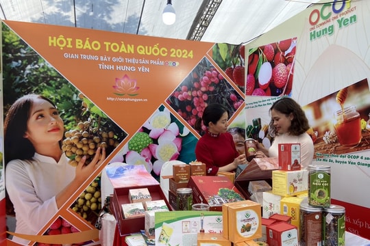 Hàng trăm sản phẩm OCOP cả nước "đổ bộ" về Hội báo toàn quốc 2024