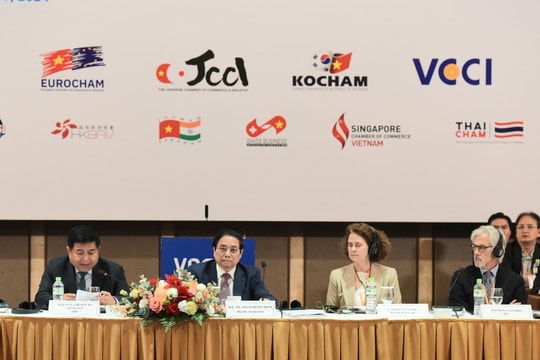 VBF 2024: "Con đường xanh" đẩy nhanh quá trình chuyển đổi đất nước xanh và bền vững hơn