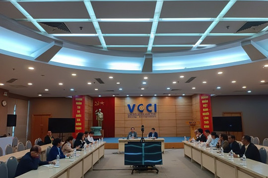 Trao đổi kinh nghiệm thực tiễn giữa VCCI và đoàn công tác nước bạn Lào