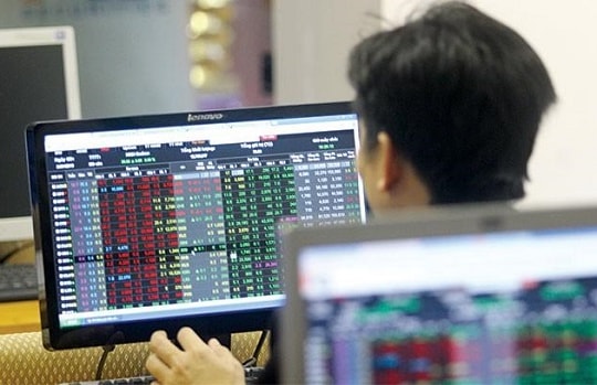 “Sập bẫy” đầu tư chứng khoán - Bài 4: Những “khổ chủ” lên tiếng