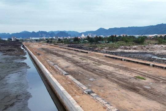 Quảng Ninh: Nhiều dự án phải tạm dừng thi công do thiếu nguồn đất đắp