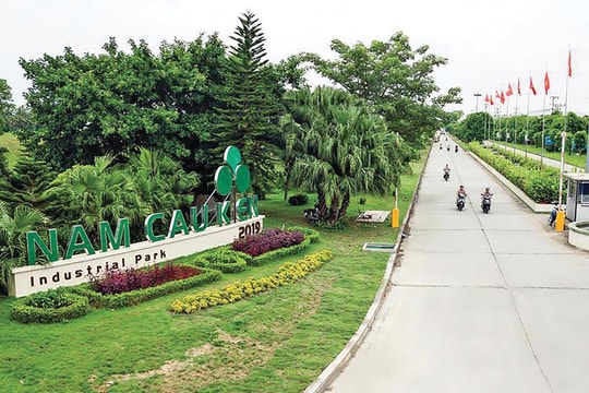 PHÁT TRIỂN BỀN VỮNG KHU CÔNG NGHIỆP: Cân bằng giữa kinh tế, xã hội và môi trường