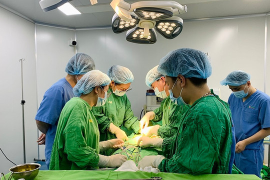 Ngành chăm sóc sức khoẻ lọt “mắt xanh” nhà đầu tư cá mập