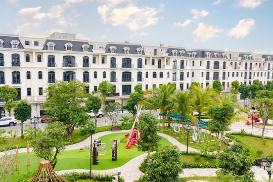 Nhà đầu tư “đổi món” sang bất động sản khi giá nhà liên tục leo dốc