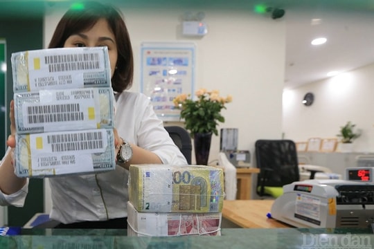 Hỗ trợ kinh tế với các chính sách phi lãi suất