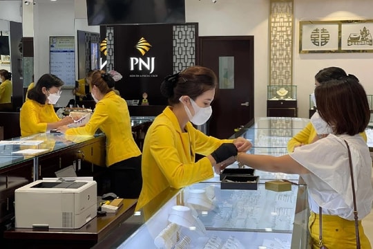 Vì sao PNJ, SJC, DOJI được đề xuất nhập vàng?