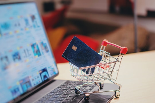 Công ty khởi nghiệp SaaS sử dụng AI tăng doanh thu cho các doanh nghiệp