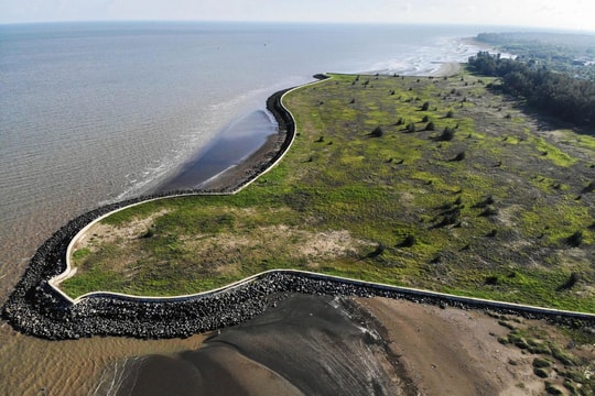 Cấp bách ban hành quy định cụ thể về hoạt động lấn biển