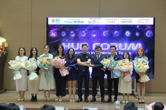 Chương trình Hub Forum: Cẩm nang phát triển bản thân, tư duy khởi nghiệp