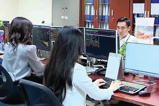 Thận trọng mục tiêu đấu thầu vàng miếng