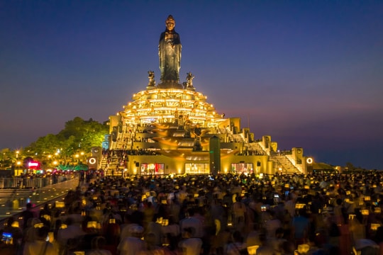 Đâu là lý do khiến núi Bà Đen Tây Ninh thành điểm đến hot bậc nhất Nam bộ dịp lễ 30/4?