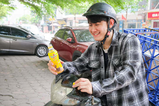 Lao động ngoài trời làm gì để vượt qua thử thách mùa nắng nóng?