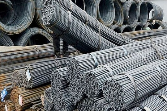 Ngành thép vẫn đối mặt với rủi ro cạnh tranh từ thị trường thép Trung Quốc