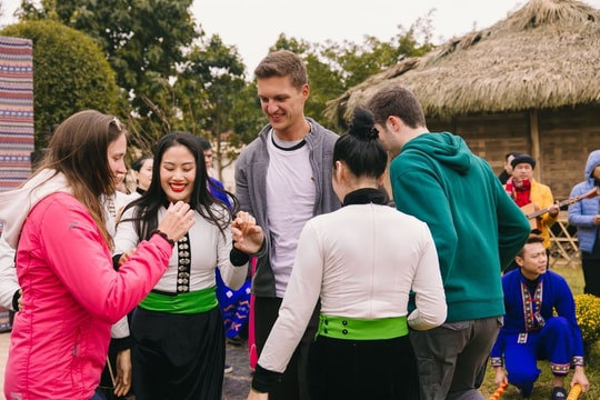 Mở rộng tour du lịch đêm ngoại thành Hà Nội