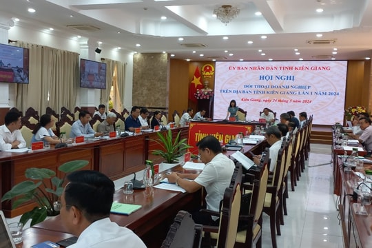 Kiên Giang giảm giá dịch vụ cầu cảng hành khách