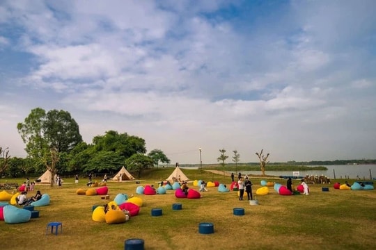 Băn khoăn lấy bãi giữa sông Hồng làm công viên