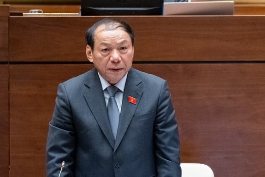 Tăng giá vé máy bay và trách nhiệm của Bộ trưởng