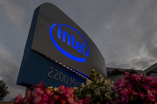 Lý do Intel vẫn muốn "níu kéo" thị trường Trung Quốc