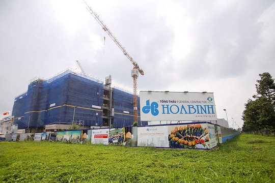 Tình hình tài chính "còn khá rủi ro" của HBC