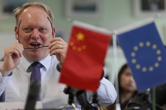 Doanh nghiệp toàn cầu lo ngại căng thẳng Trung Quốc - EU
