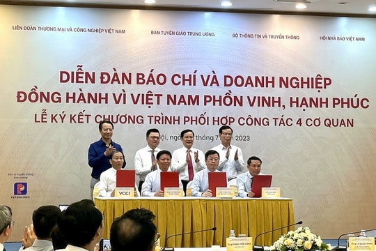 Không gian phát triển mới của báo chí
